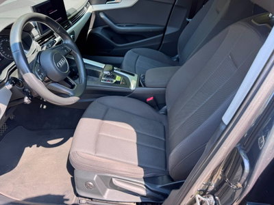Audi A4 Avant 30 TDI/136 CV S tronic Business Advanced (7)