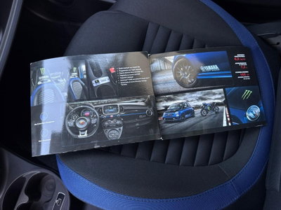 Abarth 595 595 1.4 Turbo T-Jet 165 CV Monster Energy Yamaha (13)