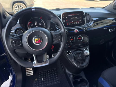 Abarth 595 595 1.4 Turbo T-Jet 165 CV Monster Energy Yamaha (9)