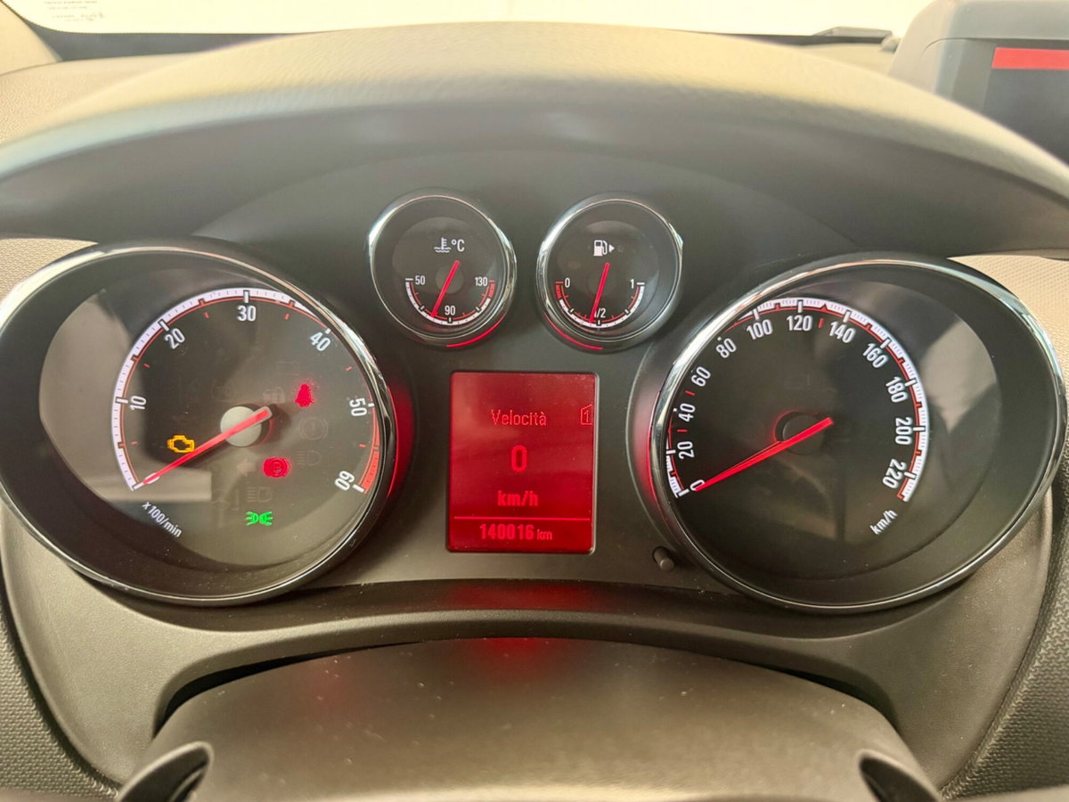 Opel Meriva 1.3 CDTI 95CV ecoFLEStart&Stop Elective (14)