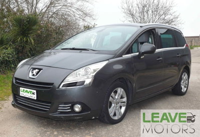 Peugeot 5008 2.0 HDi 150CV Féline usata