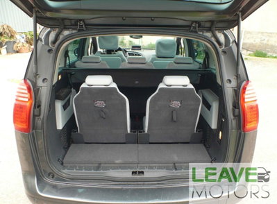 Peugeot 5008 2.0 HDi 150CV Féline (20)