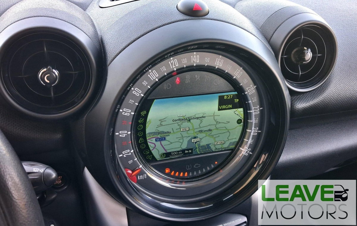 MINI Mini Countryman 1.6 Cooper D Countryman (11)
