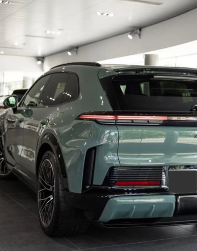 Porsche Cayenne turbo electric (4)