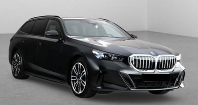 BMW i5 Touring edrive40 MSport Edition (3)