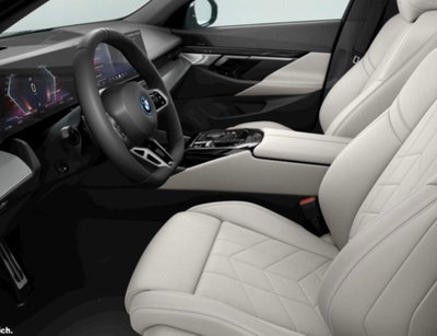 BMW i5 Touring edrive40 MSport Edition (4)