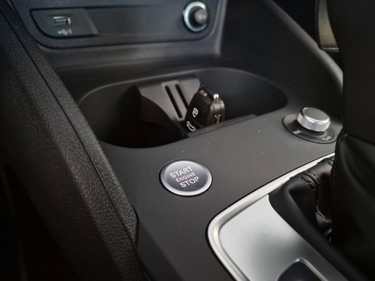 Audi Q2 Q2 35 TFSI Business (18)