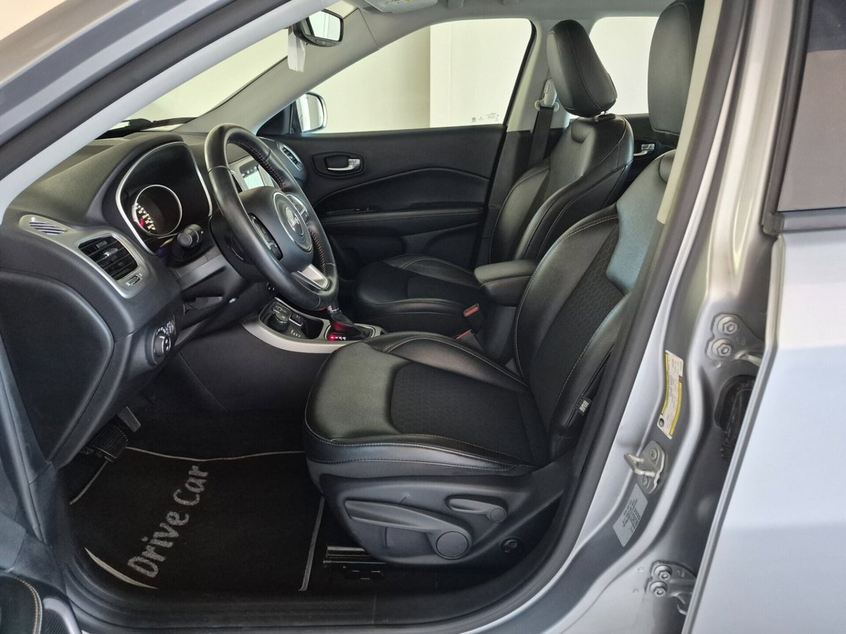 Jeep Compass 2.0 Multijet II aut. 4WD Longitude (12)