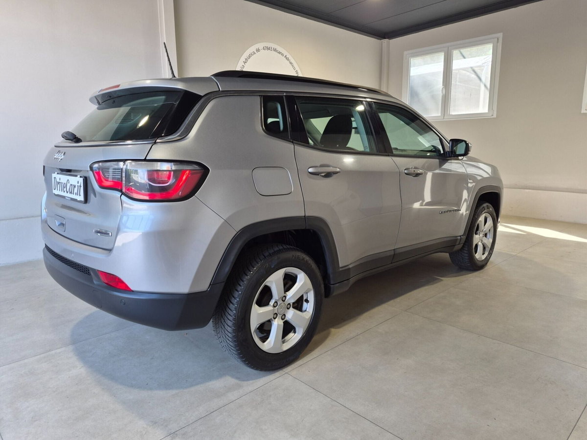 Jeep Compass 2.0 Multijet II aut. 4WD Longitude (8)