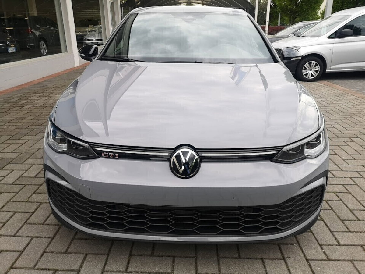 Volkswagen Golf 2.0 TSI GTI DSG (4)