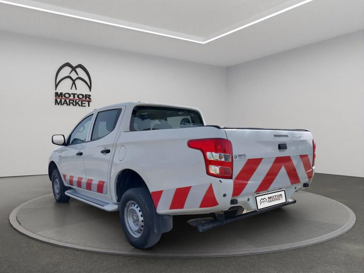 Fiat Fullback 2.4 150CV Doppia Cabina SX S&S (7)