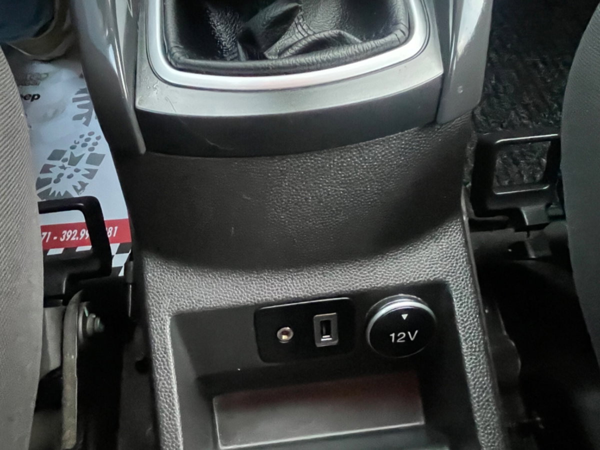 Ford EcoSport 1.0 EcoBoost 125 CV Titanium (16)