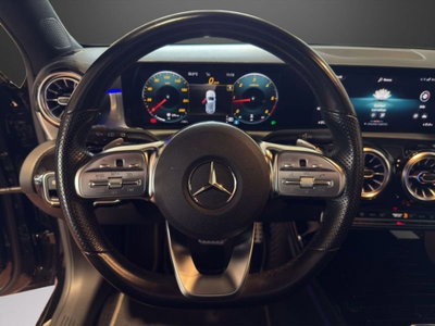 Mercedes-Benz Classe A 180 d Premium (11)