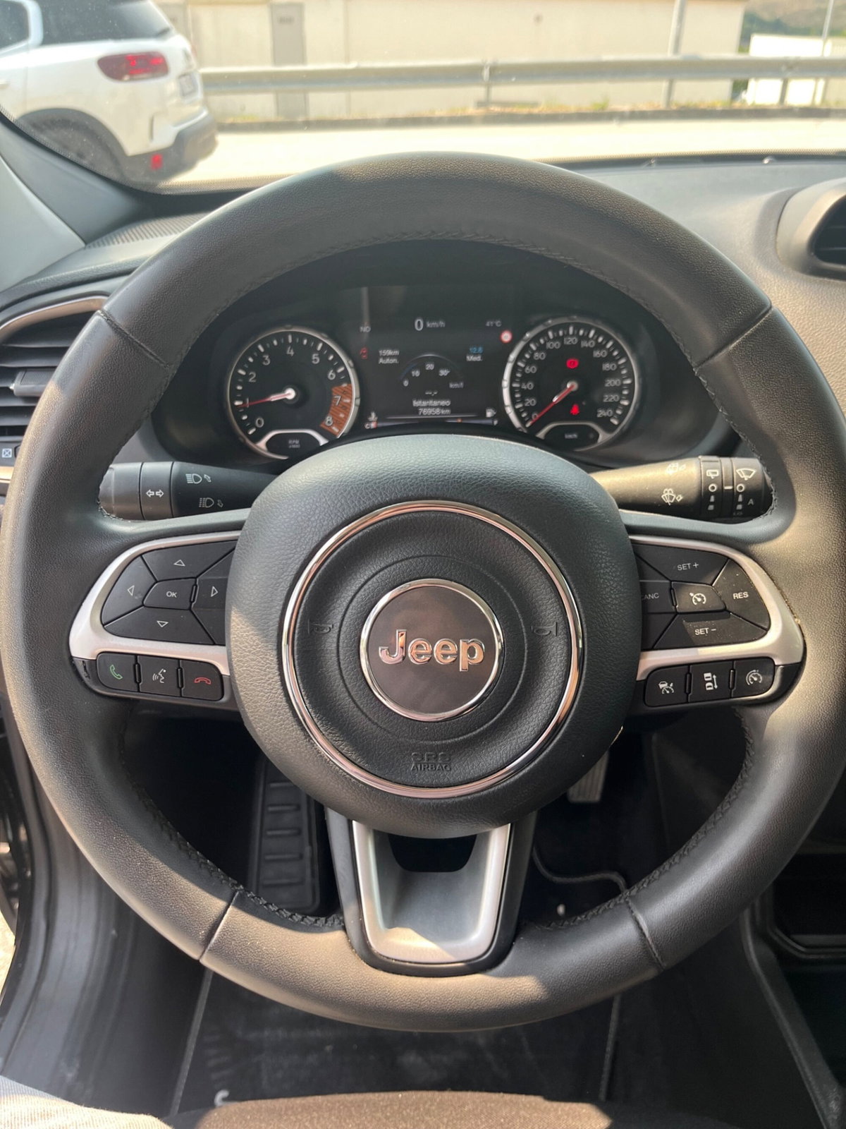 Jeep Renegade 1.0 T3 Limited (10)