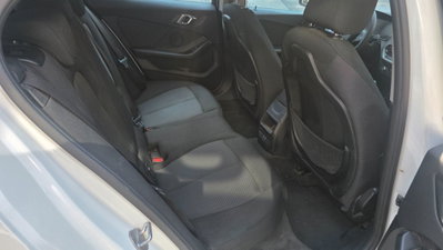 BMW Serie 1 116d 2.0 116CV cat 5 porte Attiva DPF (10)