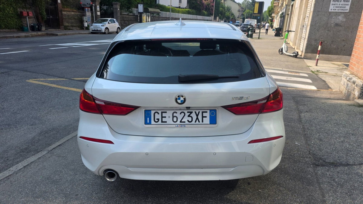 BMW Serie 1 116d 2.0 116CV cat 5 porte Attiva DPF (5)