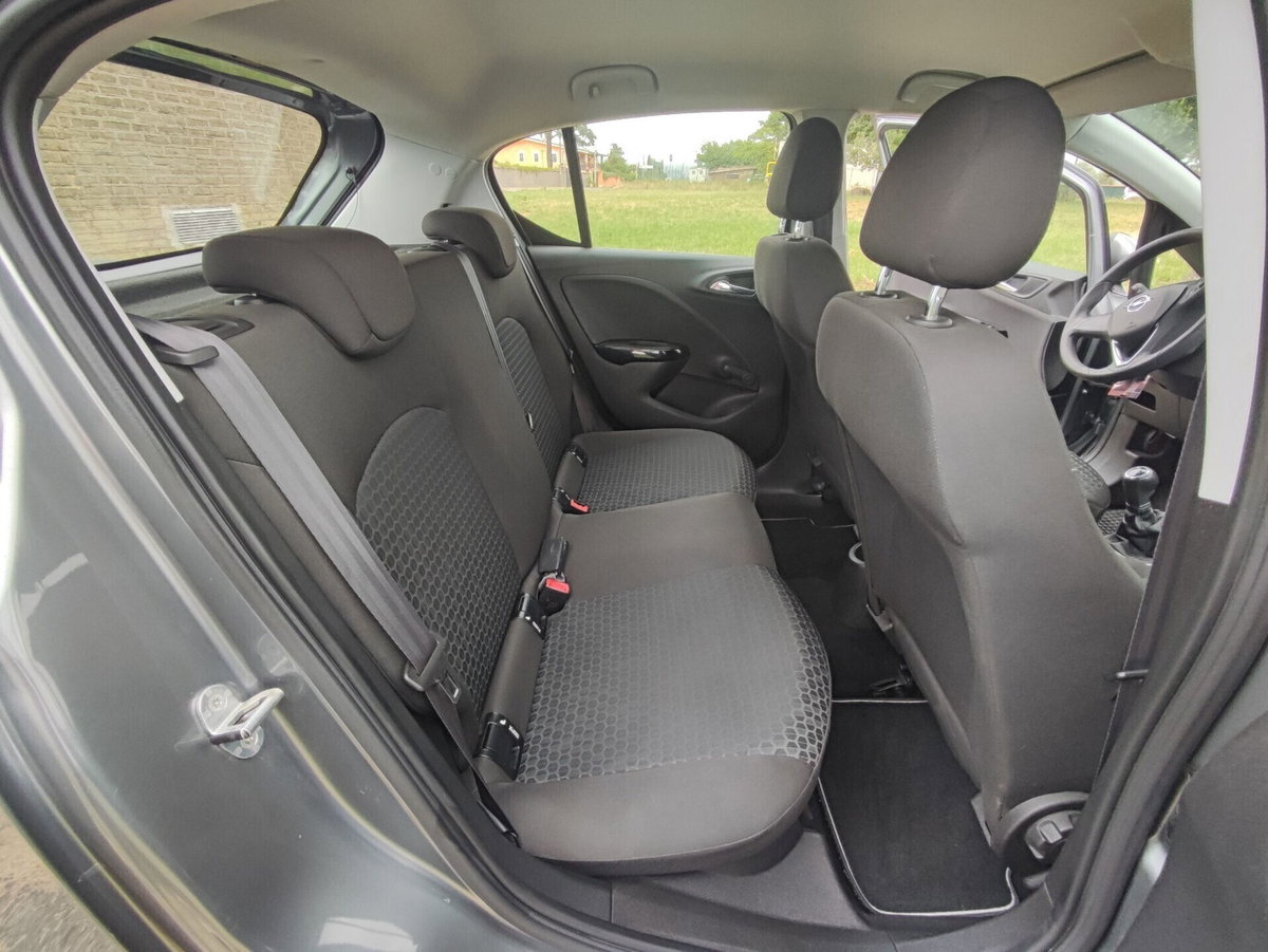 Opel Corsa 1.2 5 porte b-Color (16)