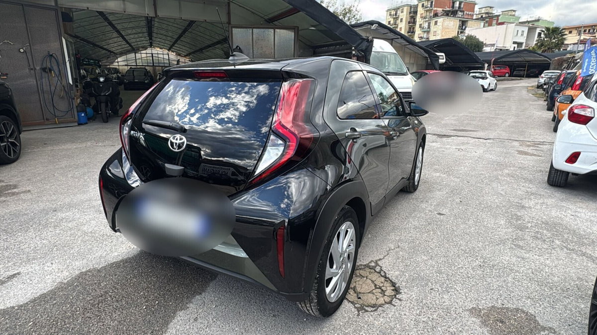 Toyota Aygo X 1.0 VVT-i 72 CV 5 porte Limited Air (5)