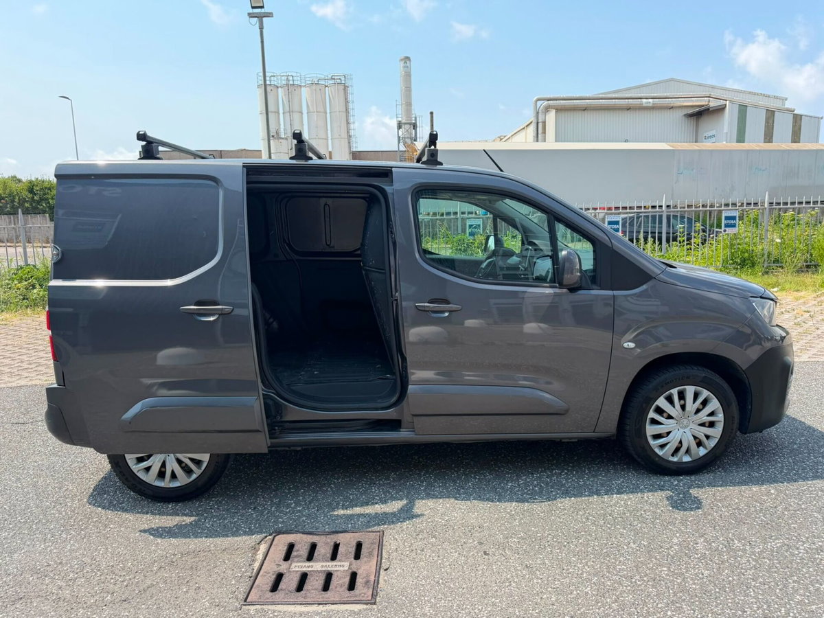 Peugeot Partner Furgone BlueHDi 100 S&S PC 1000Kg Furgone Asphalt (6)