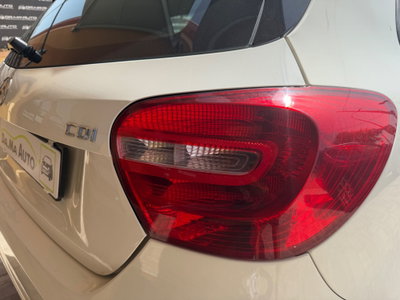 Mercedes-Benz Classe A 180 CDI Dark Night Edition (11)