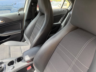 Mercedes-Benz Classe A 180 CDI Dark Night Edition (20)