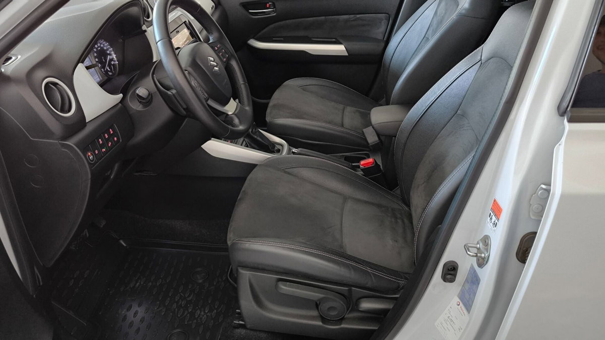 Suzuki Vitara 1.6 VVT 4WD AllGrip V-Top (14)