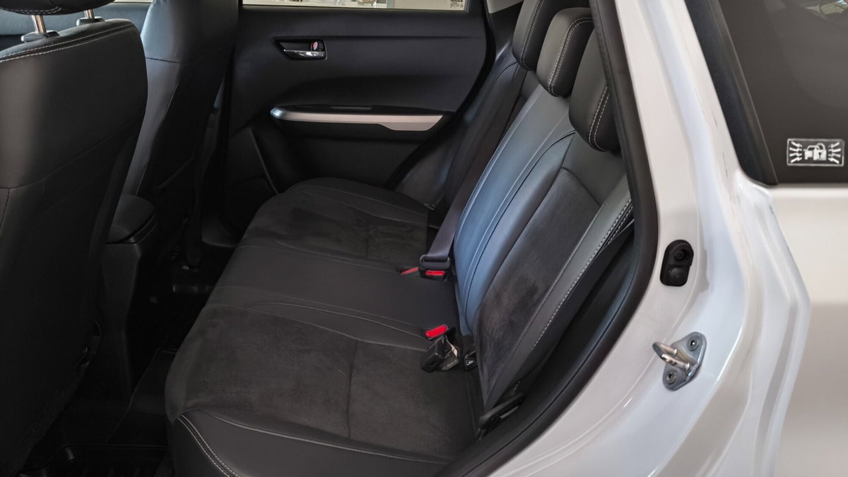 Suzuki Vitara 1.6 VVT 4WD AllGrip V-Top (17)
