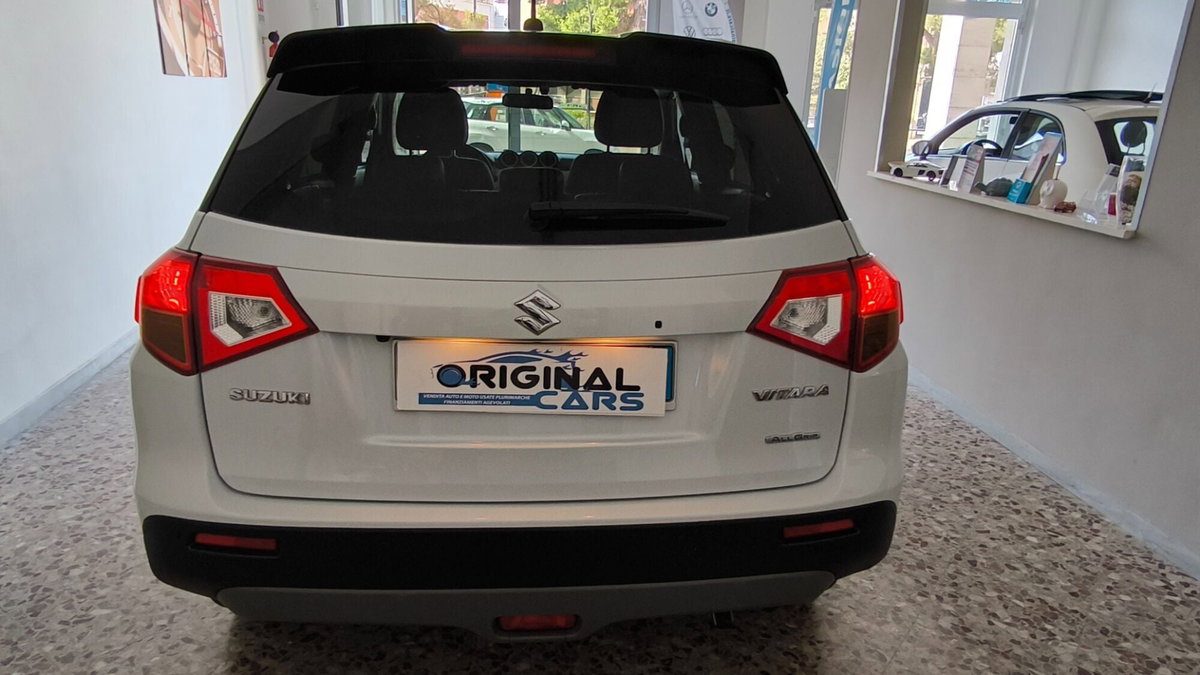 Suzuki Vitara 1.6 VVT 4WD AllGrip V-Top (9)