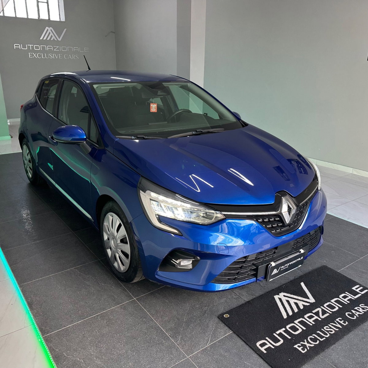 Renault Clio TCe 100 CV 5 porte Business (3)