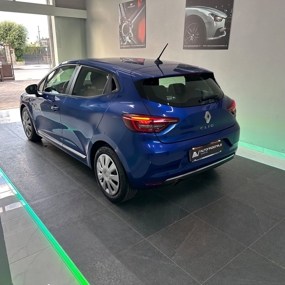 Renault Clio TCe 100 CV 5 porte Business (6)