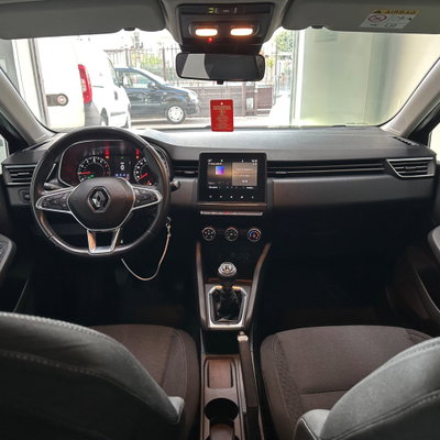 Renault Clio TCe 100 CV 5 porte Business (9)