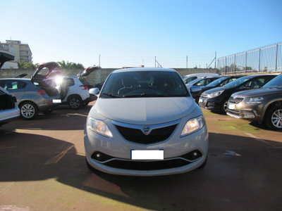 Lancia Ypsilon 1.2 69 CV 5 porte Mya (2)