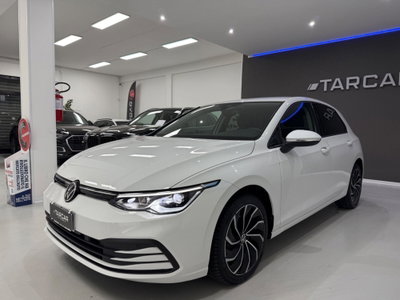 Volkswagen Golf 1.0 eTSI EVO DSG Life (2)