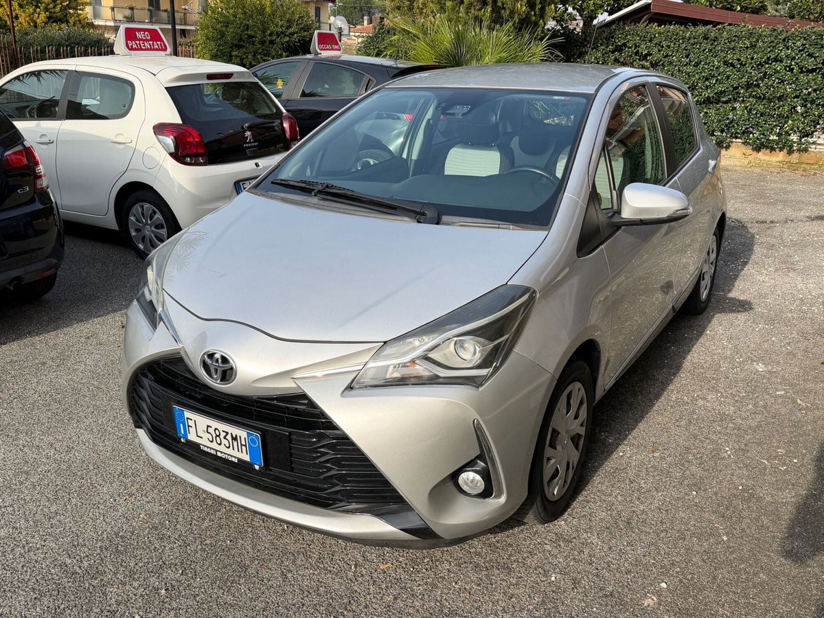 Toyota Yaris 1.0 5 porte Now GPL