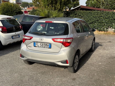 Toyota Yaris 1.0 5 porte Now GPL (5)