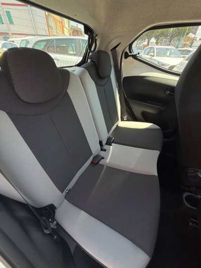 Toyota Aygo 1.0 VVT-i 69 CV 5 porte x-cool TSS MMT (10)