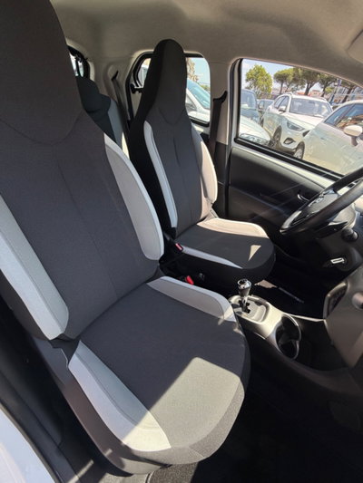 Toyota Aygo 1.0 VVT-i 69 CV 5 porte x-cool TSS MMT (11)