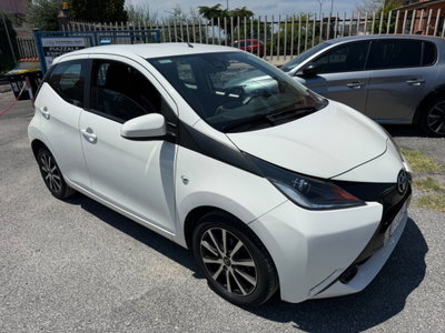 Toyota Aygo 1.0 VVT-i 69 CV 5 porte x-cool TSS MMT (3)