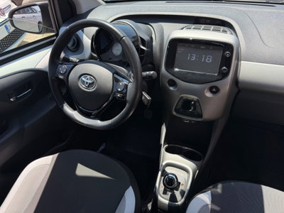 Toyota Aygo 1.0 VVT-i 69 CV 5 porte x-cool TSS MMT (7)