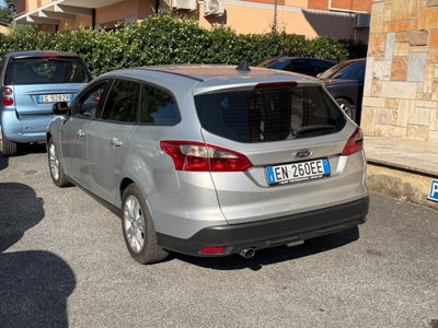 Ford Focus Station Wagon 1.6 TDCi 115 CV SW Titanium (4)