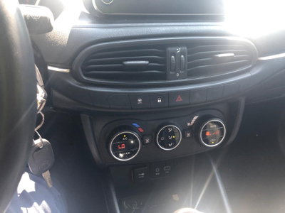 Fiat Tipo Station Wagon Tipo 1.4 SW Lounge (12)