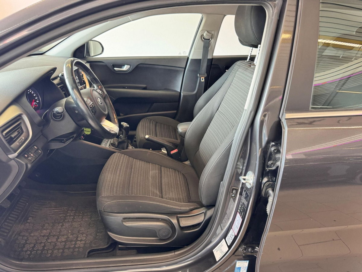 Kia Stonic 1.4 MPI EcoGPL Style (11)