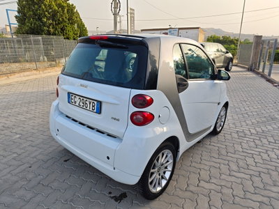smart Fortwo 1000 52 kW MHD coupé passion (6)