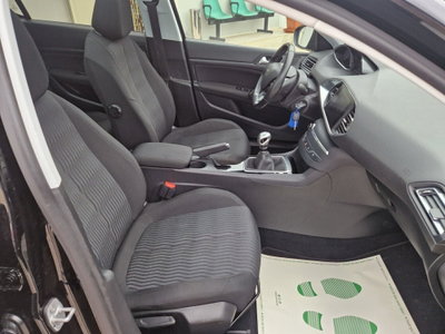 Peugeot 308 PureTech Turbo 110 S&S Active Pack (16)