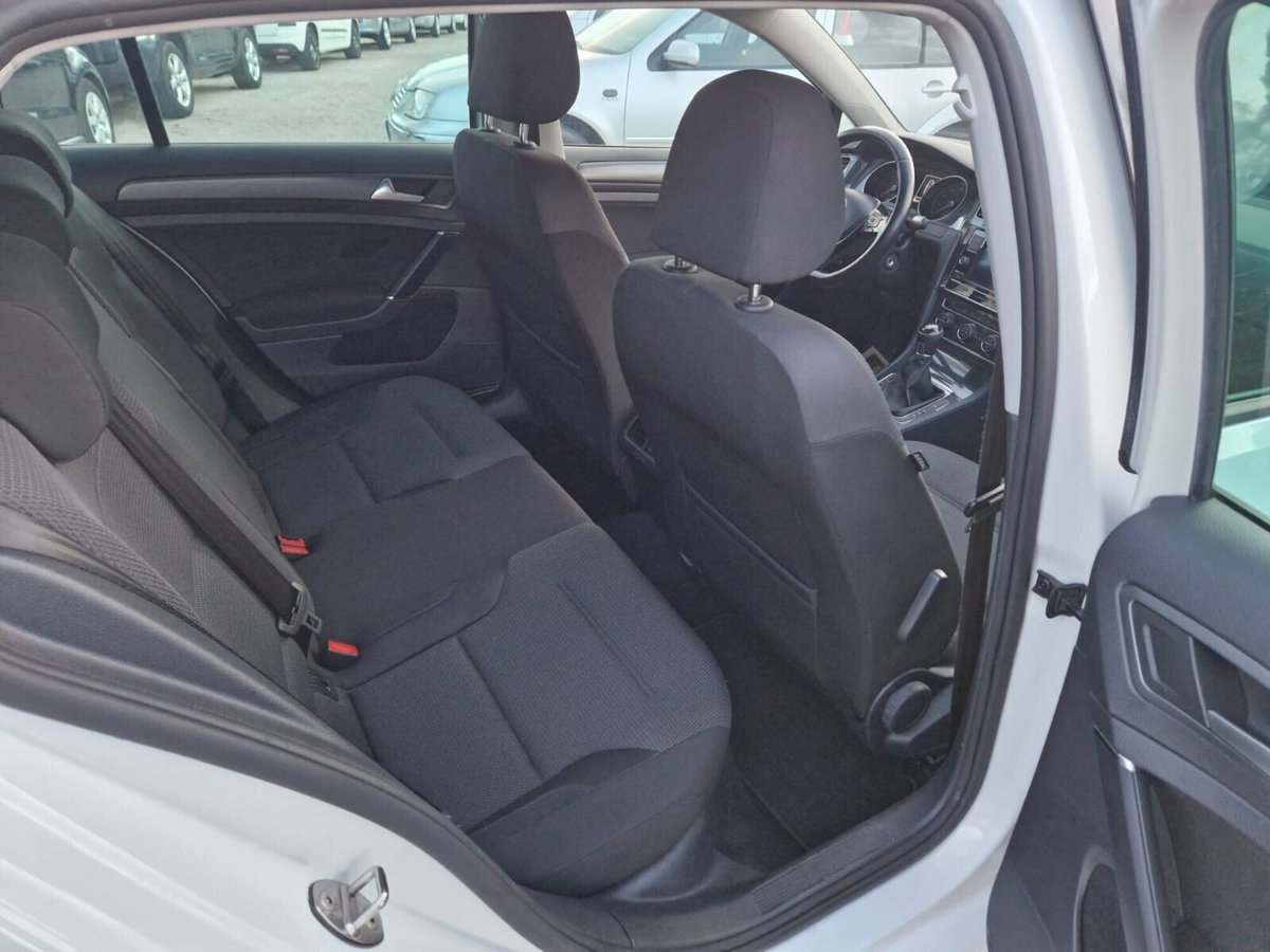 Volkswagen Golf 1.6 TDI 115 CV 5p. Executive BlueMotion Technology (18)
