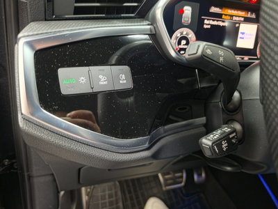 Audi Q3 Sportback 35 TDI quattro S tronic S line edition (16)