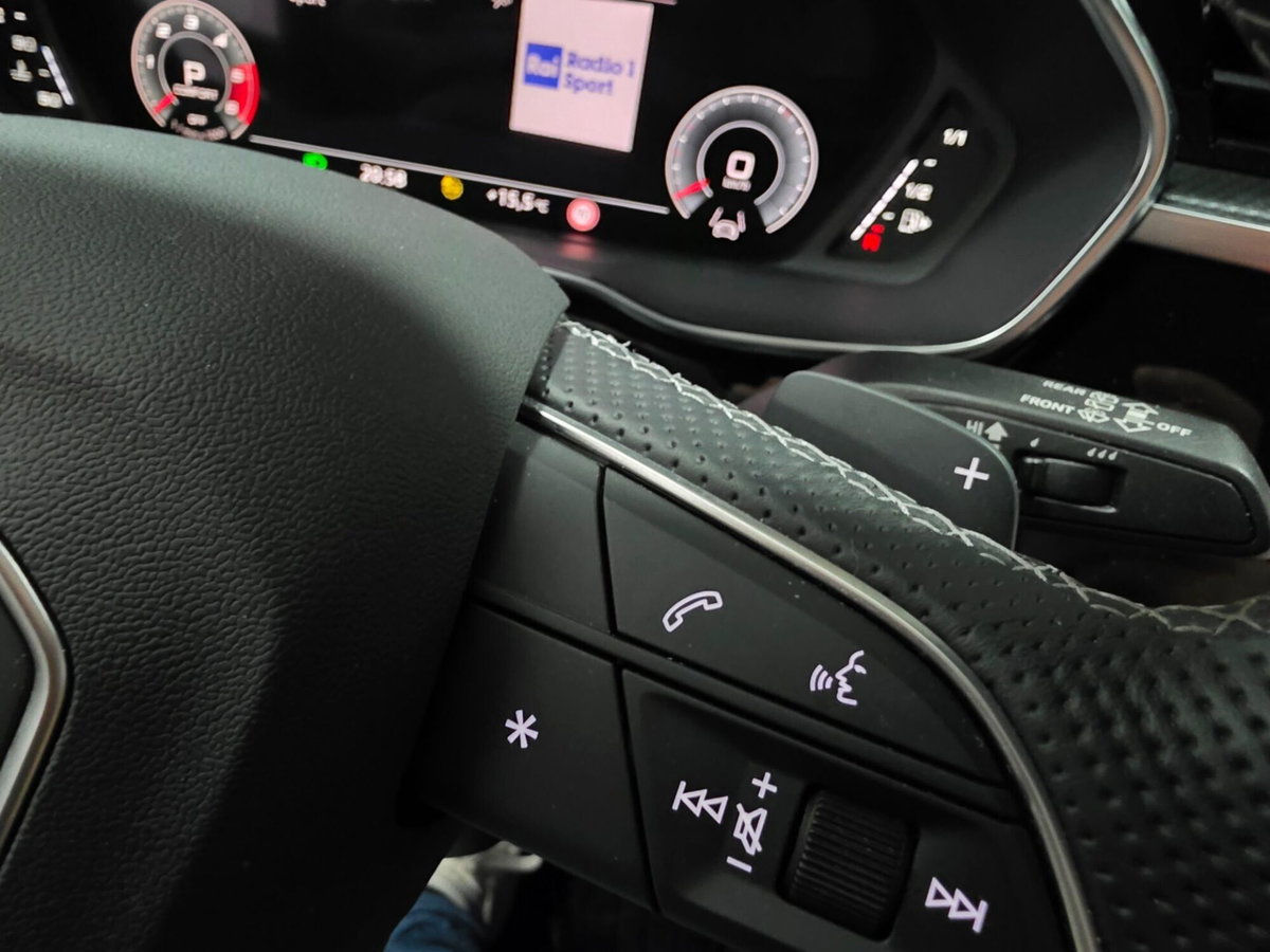 Audi Q3 Sportback 35 TDI quattro S tronic S line edition (17)