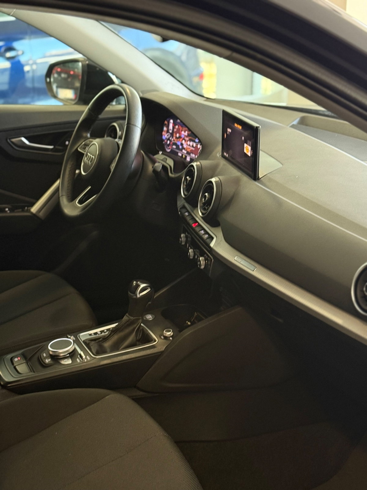Audi Q2 Q2 35 TDI S tronic S line Edition (12)