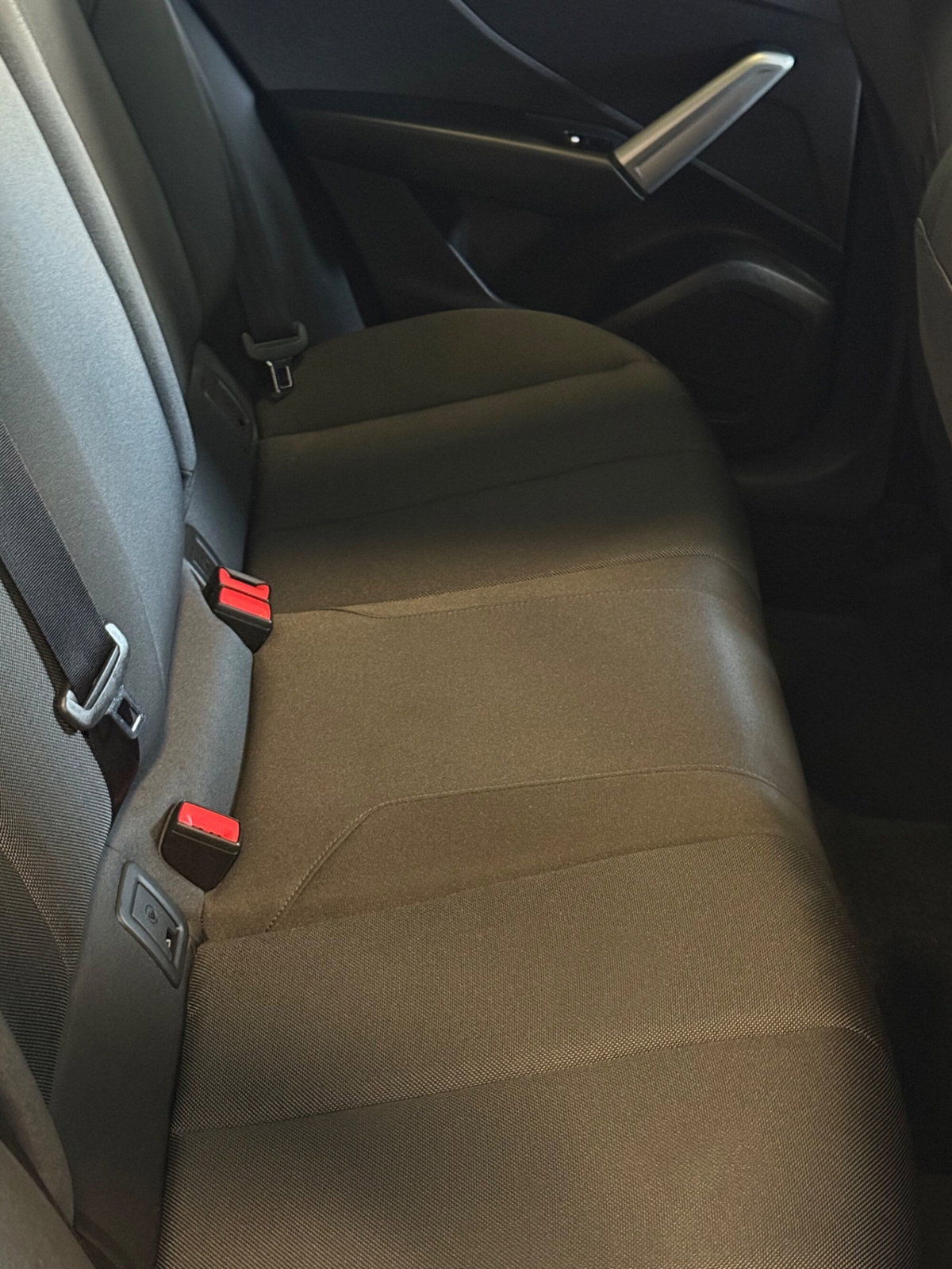 Audi Q2 Q2 35 TDI S tronic S line Edition (15)