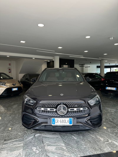 Mercedes-Benz GLA SUV 200 d Automatic Premium (2)